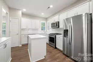 6056 Great Basin Ln, Fort Mill, SC 29707 - Photo 6