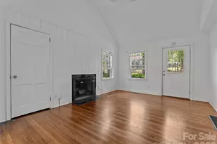 1110 3rd Ave W, Hendersonville, NC 28739 - Photo 34