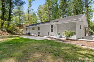 1110 3rd Ave W, Hendersonville, NC 28739 - Photo 8