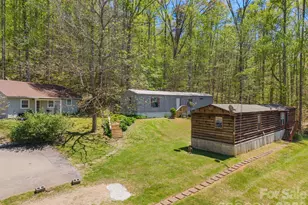 290 Hookers Gap Rd, Candler, NC 28715 - Photo 18