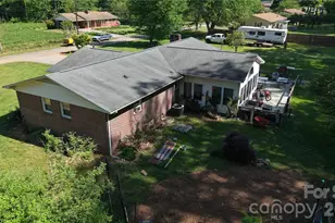 341 Bond St, Marion, NC 28752 - Photo 42