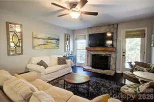 3806 Bridgewood Ln, Charlotte, NC 28226 - Photo 16