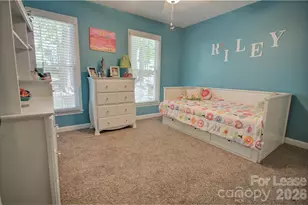 3806 Bridgewood Ln, Charlotte, NC 28226 - Photo 20