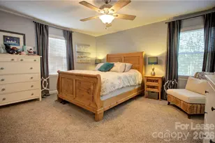 3806 Bridgewood Ln, Charlotte, NC 28226 - Photo 18