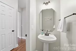 239 Sardis Pointe Rd, Matthews, NC 28105 - Photo 22