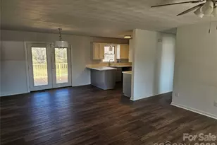 315 Maine Ave E, Bessemer City, NC 28016 - Photo 16