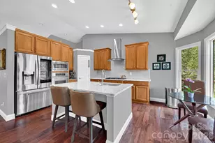 108 Fairway Knoll Dr, Hendersonville, NC 28739 - Photo 6