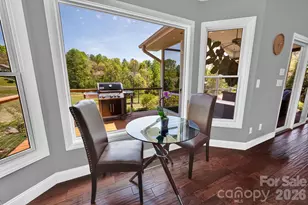 108 Fairway Knoll Dr, Hendersonville, NC 28739 - Photo 10