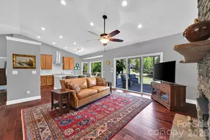 108 Fairway Knoll Dr, Hendersonville, NC 28739 - Photo 4