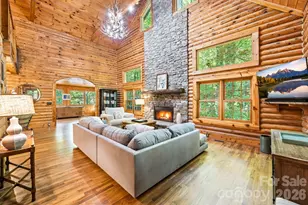 16 Shadow Brook Dr, Flat Rock, NC 28731 - Photo 8