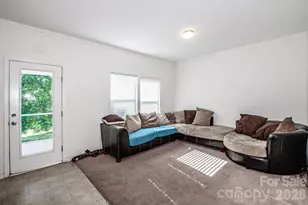 123 Kingsgate Ct, Statesville, NC 28625 - Photo 20