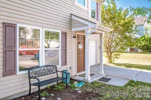 123 Kingsgate Ct, Statesville, NC 28625 - Photo 6