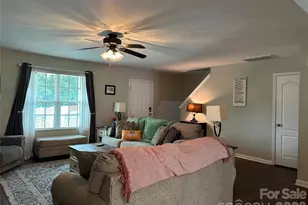 1309 Red Birch Pl, Kannapolis, NC 28081 - Photo 2