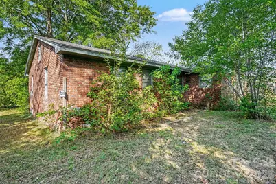 105 W Temple Avenue, Rockingham, NC 28380 - Photo 18