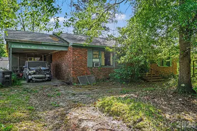 105 W Temple Avenue, Rockingham, NC 28380 - Photo 2