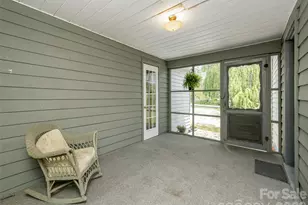 508 Higate Rd, Hendersonville, NC 28791 - Photo 20