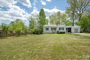508 Higate Rd, Hendersonville, NC 28791 - Photo 24