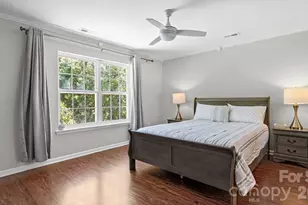 2011 Stargrass Ct, Charlotte, NC 28213 - Photo 18