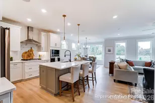 13123 Foxberry Rd, Charlotte, NC 28213 - Photo 6