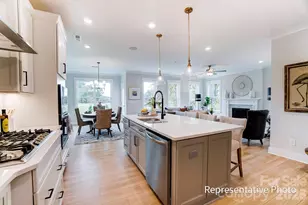 13123 Foxberry Rd, Charlotte, NC 28213 - Photo 8