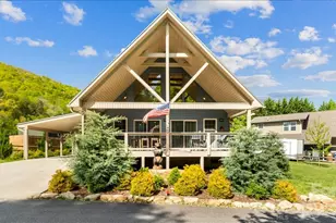 33 Indian Trace Rd, Maggie Valley, NC 28751 - Photo 2