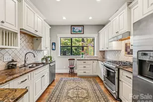 24 Kimberly Ave, Asheville, NC 28804 - Photo 18