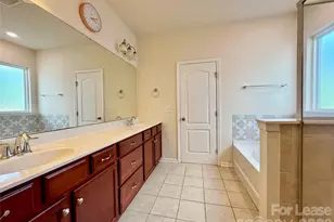 1218 Clingman Dr, Fort Mill, SC 29715 - Photo 10