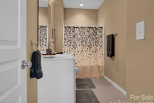 8444 Brookings Dr, Charlotte, NC 28269 - Photo 36