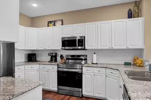 8444 Brookings Dr, Charlotte, NC 28269 - Photo 6