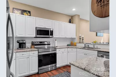 8444 Brookings Drive, Charlotte, NC 28269 - Photo 8