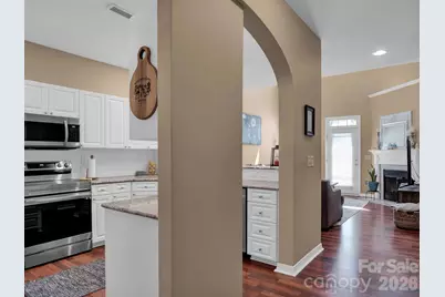 8444 Brookings Drive, Charlotte, NC 28269 - Photo 10