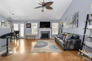 9713 Veronica Dr, Charlotte, NC 28215 - Photo 26