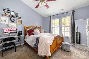 9713 Veronica Dr, Charlotte, NC 28215 - Photo 12