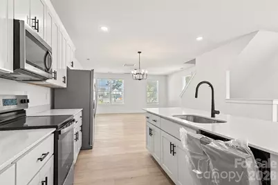 2524 Deherradora Avenue, Charlotte, NC 28208 - Photo 24