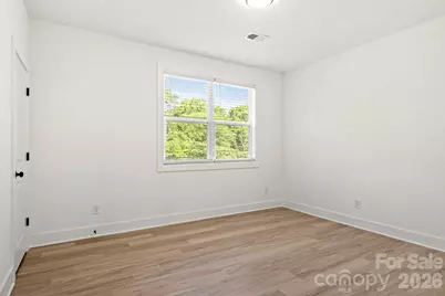 2526 Deherradora Avenue, Charlotte, NC 28208 - Photo 16