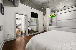 505 E 6th St, Charlotte, NC 28202 - Photo 14