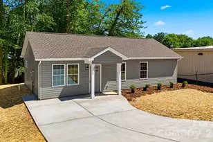 1294 18th St NE, Hickory, NC 28601 - Photo 1