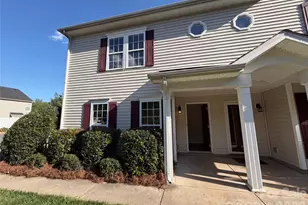 9510 Littleleaf Dr, Charlotte, NC 28215 - Photo 1