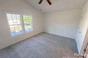 9510 Littleleaf Dr, Charlotte, NC 28215 - Photo 14