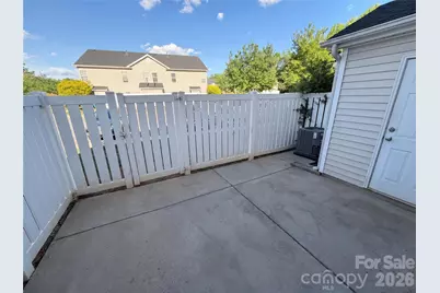 9510 Littleleaf Drive, Charlotte, NC 28215 - Photo 2