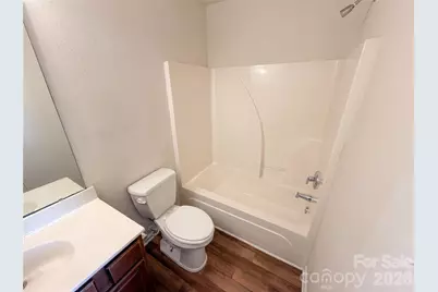 9510 Littleleaf Drive, Charlotte, NC 28215 - Photo 18