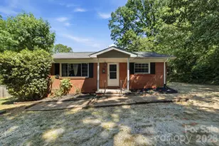 153 American Ave NE, Concord, NC 28025 - Photo 2