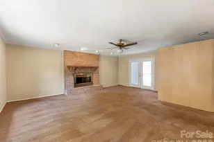 12301 Oakhaven Dr, Charlotte, NC 28273 - Photo 28