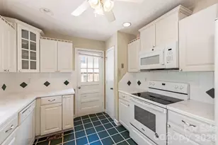 12301 Oakhaven Dr, Charlotte, NC 28273 - Photo 10