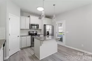 224 Fesperman Cir, Troutman, NC 28166 - Photo 6