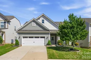 224 Fesperman Cir, Troutman, NC 28166 - Photo 2