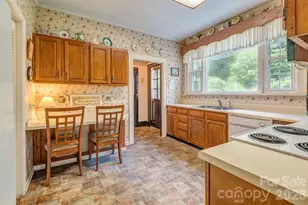 88 Bear Creek Rd, Asheville, NC 28806 - Photo 12