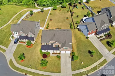 1989 Topaz Plaza, Kannapolis, NC 28036 - Photo 2