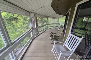 623 Country Club Dr, Canton, NC 28716 - Photo 8