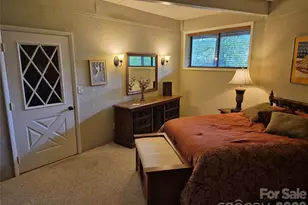 623 Country Club Dr, Canton, NC 28716 - Photo 36